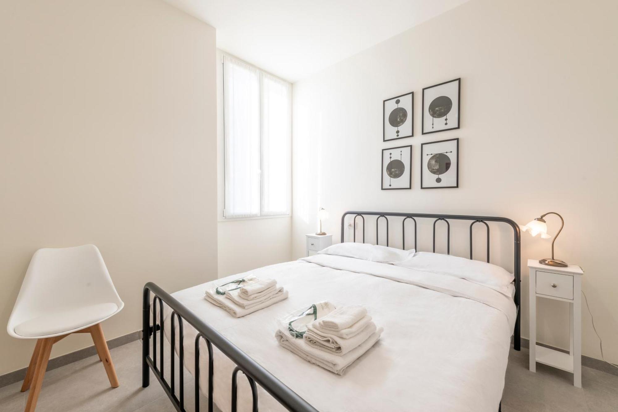Maloja, 10 - Casa Maloja - Ampio Appartamento Milano Eksteriør bilde